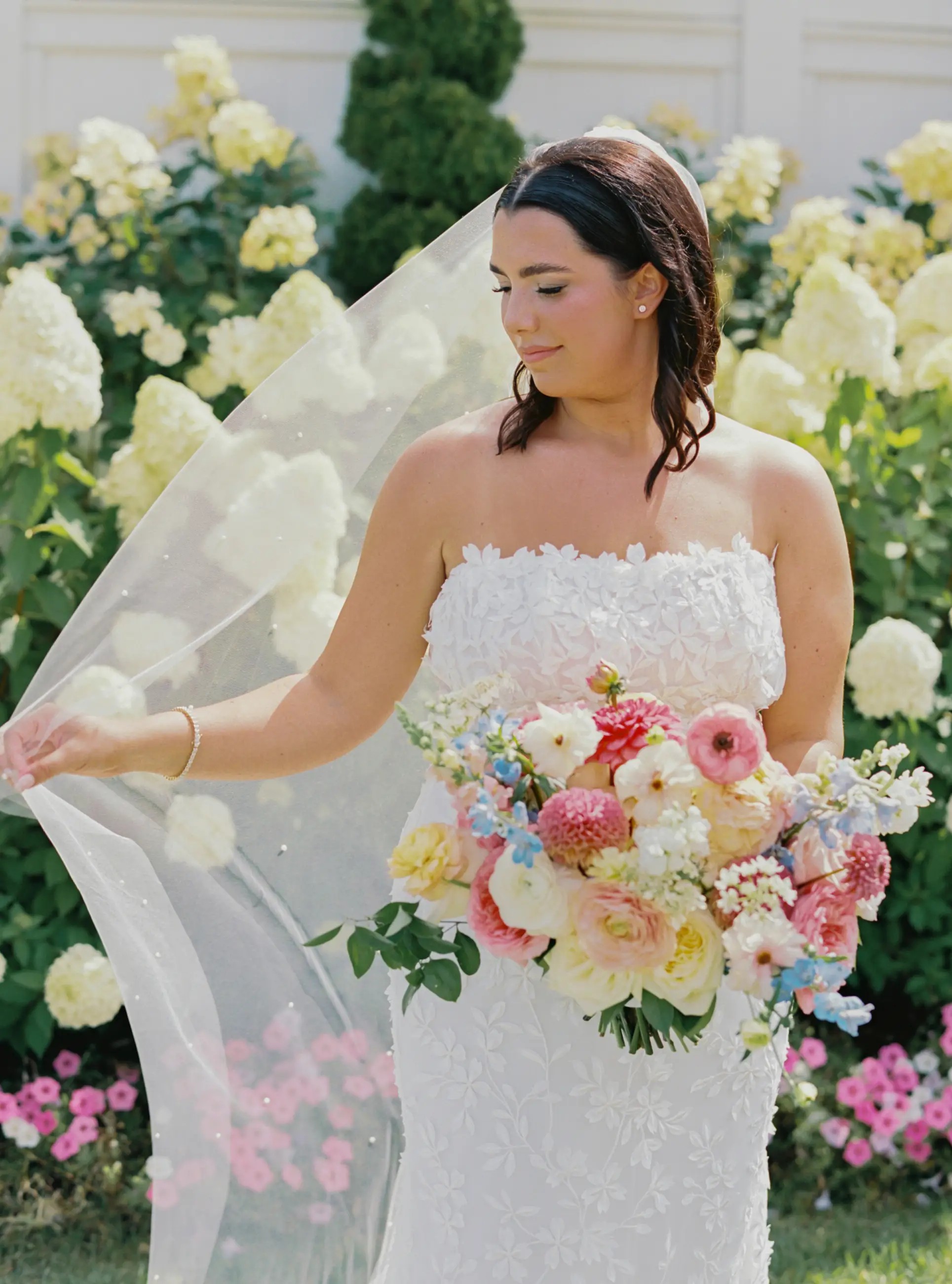 #RealMDBride Wedding: A Colorful Cape Cod Celebration