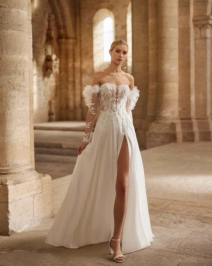 Rosa Clara WEDDING DRESSES | Madeleine's Daughter Rosa Clara WEDDING DRESSES | Madeleine's Daughter